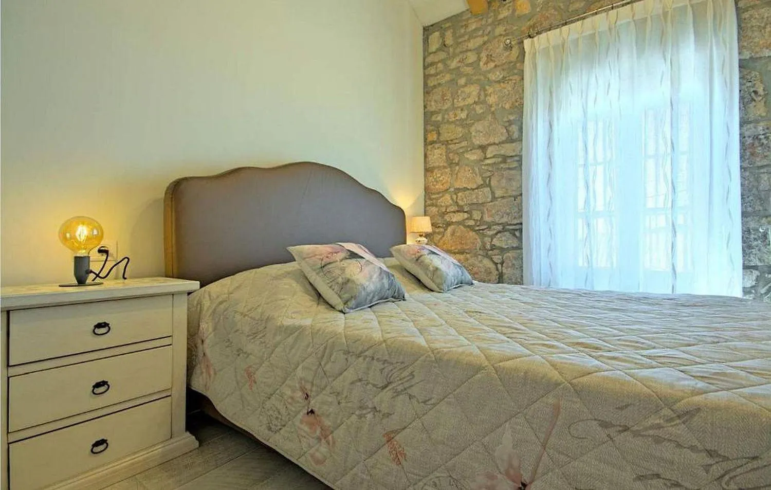 Holiday home Rustikales Steinhaus Nur 300 Meter Zum Strand Mit Meerblick, Grill, Terrasse Vrsar Croatia