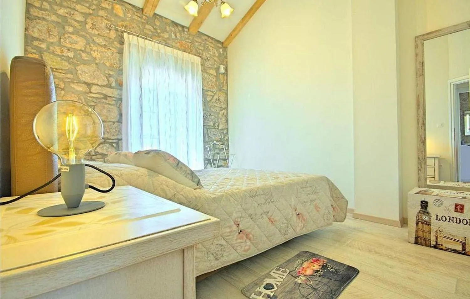 Rustikales Steinhaus Nur 300 Meter Zum Strand Mit Meerblick, Grill, Terrasse Vrsar Croatia