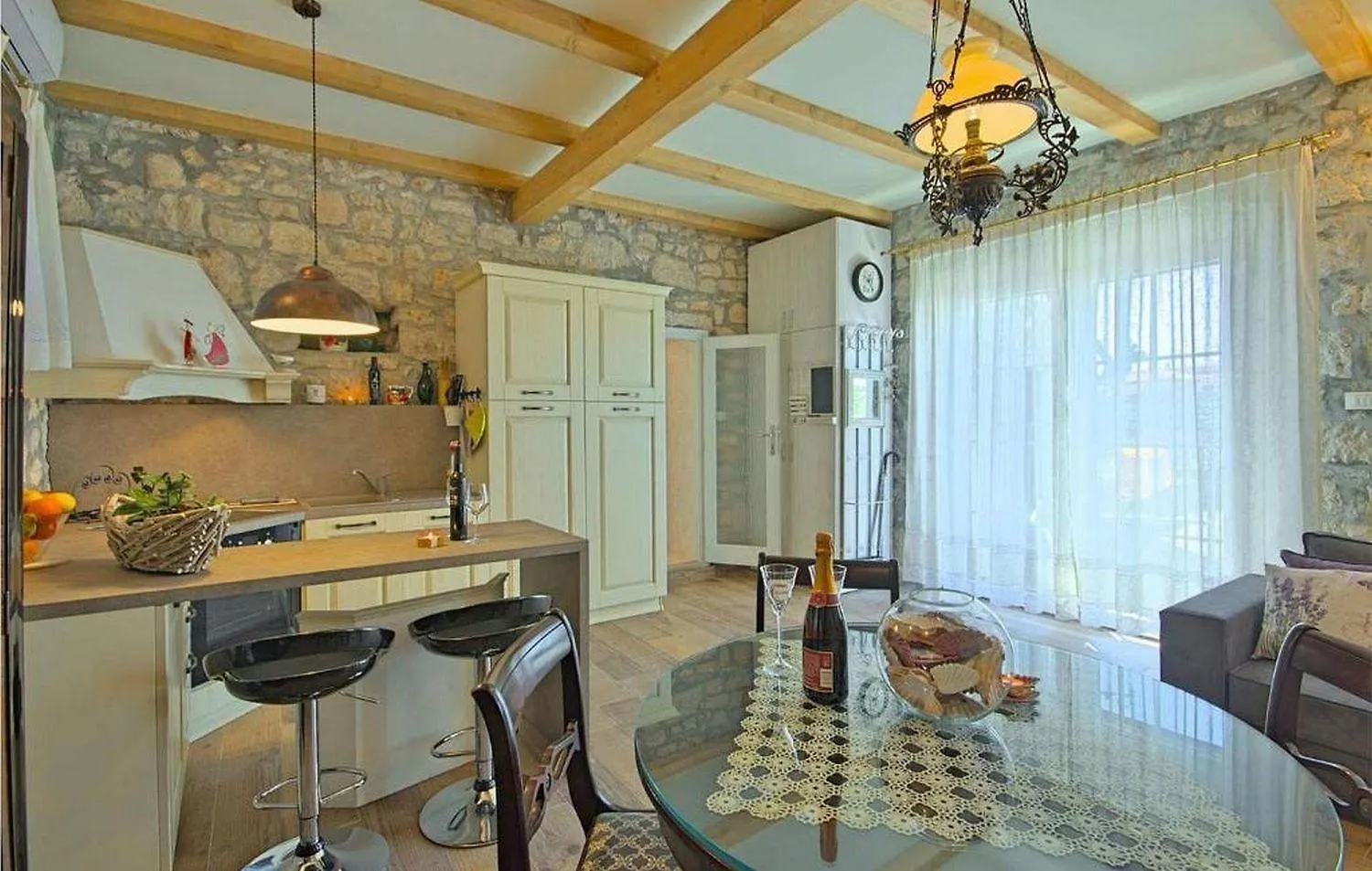 펜션 Rustikales Steinhaus Nur 300 Meter Zum Strand Mit Meerblick, Grill, Terrasse 브르사르