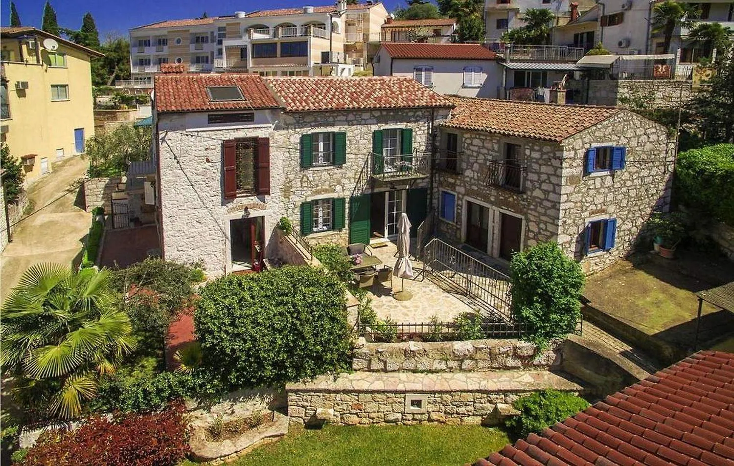 Holiday home Rustikales Steinhaus Nur 300 Meter Zum Strand Mit Meerblick, Grill, Terrasse Vrsar