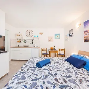 Appartamento Degrassi Square, Orsera