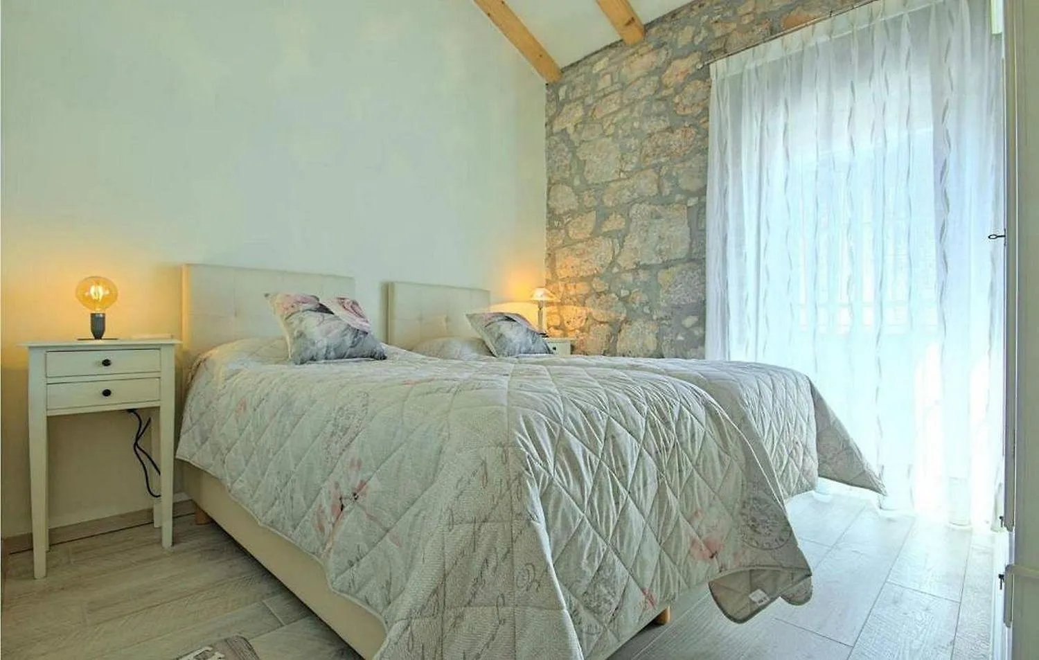Rustikales Steinhaus Nur 300 Meter Zum Strand Mit Meerblick, Grill, Terrasse Vrsar Holiday home